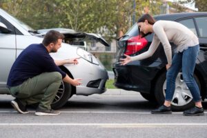 ¿Quién es responsable en los accidentes de choque trasero?