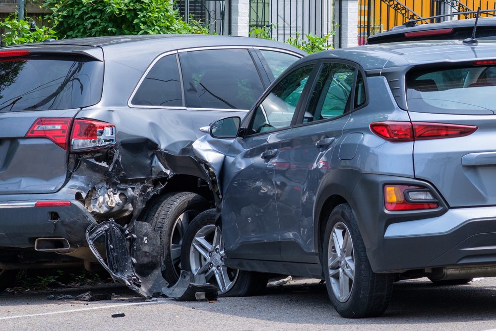 ¿Qué porcentaje de los accidentes de coche son causados por la conducción distraída en Carolina del Norte?