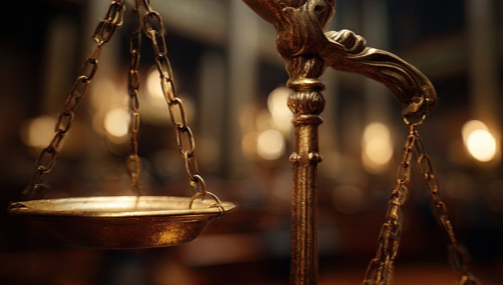 ¿Quién es responsable en un choque frontal de camiones?