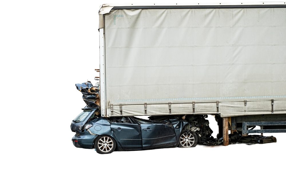 ¿Quién es responsable en un choque por deslizamiento debajo?