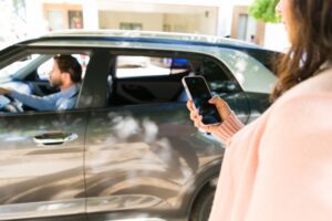 Qué hacer si resulto herido en un accidente de Uber o Lyft en North Carolina